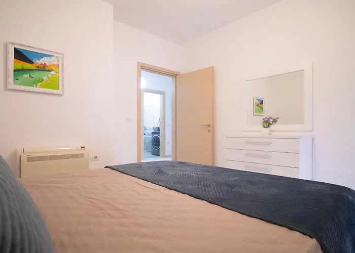 Central Durres Apartment *